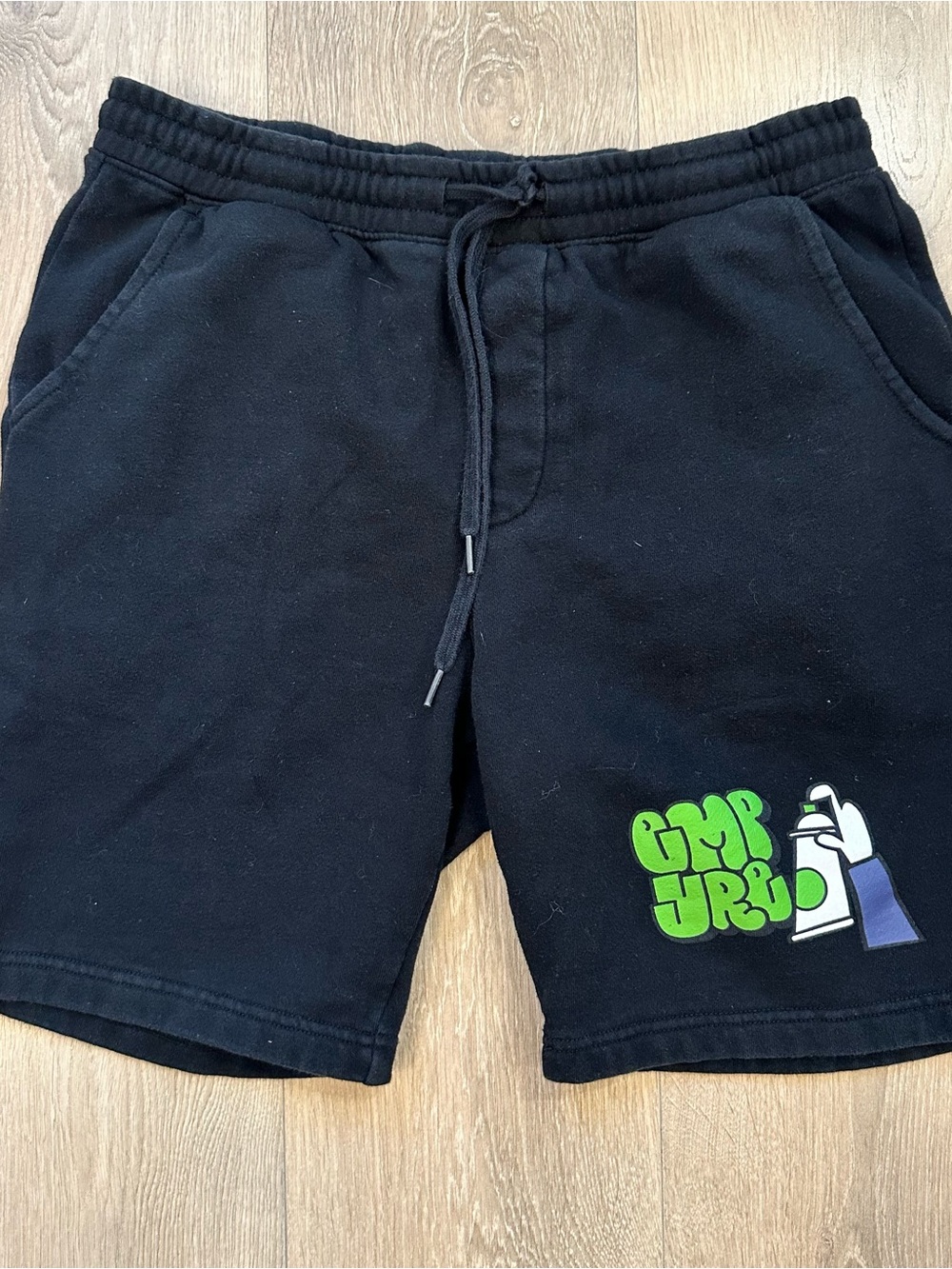 Vintage Y2K Men's Empyre Graphic Skater Sweat Shorts Size M